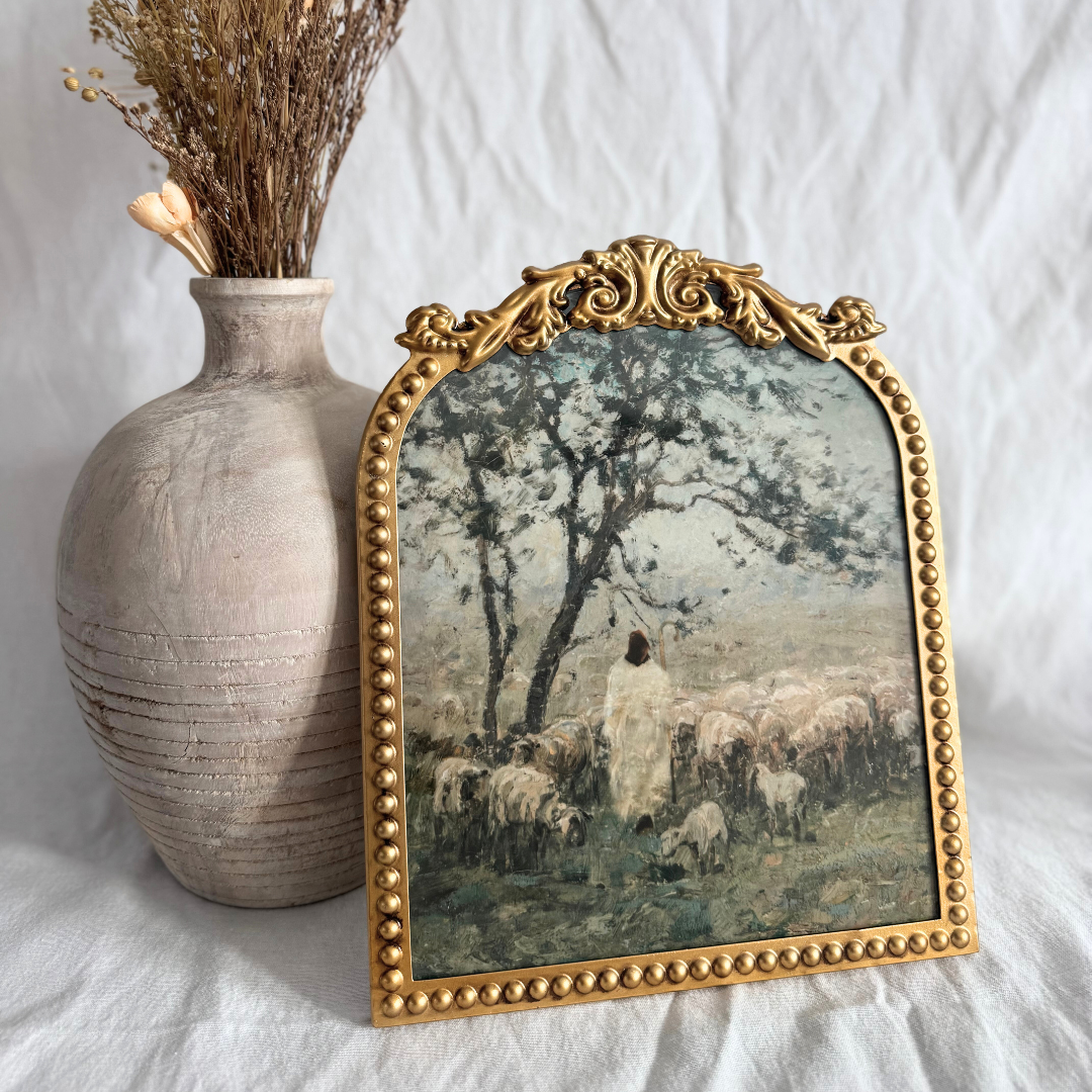 Medium Vintage Floral Gold Frame - 9.5x11