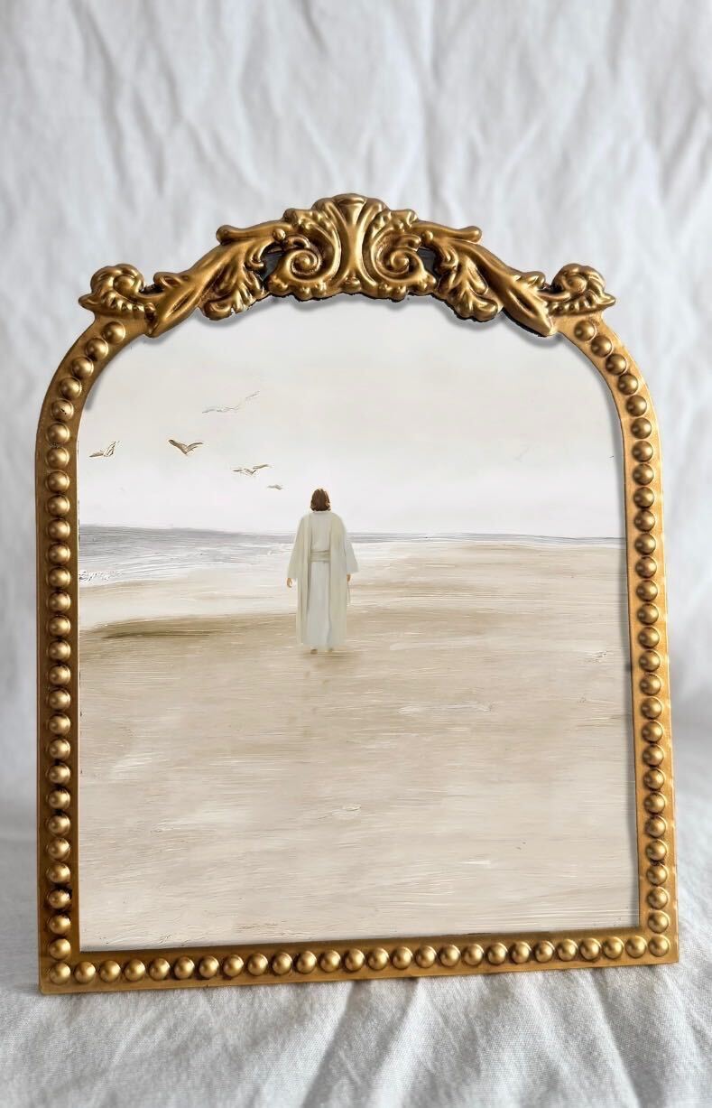 Medium Vintage Floral Gold Frame - 9.5x11