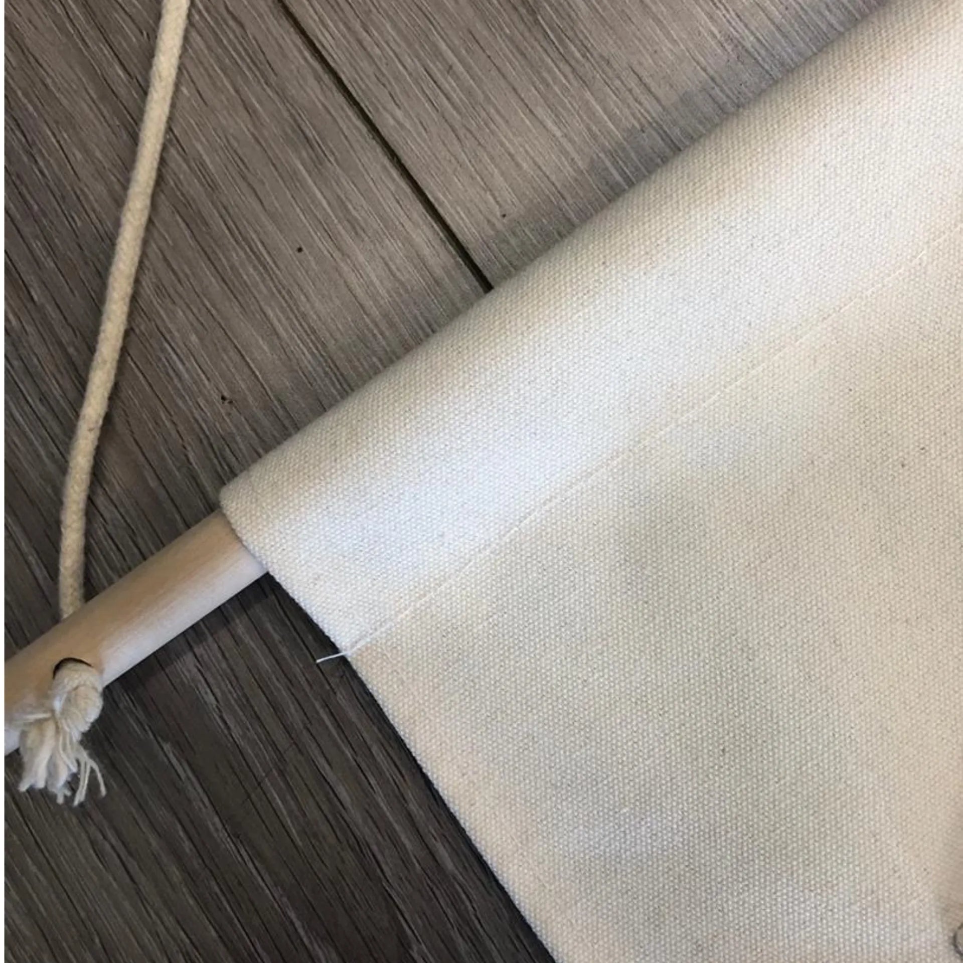 Pole pocket