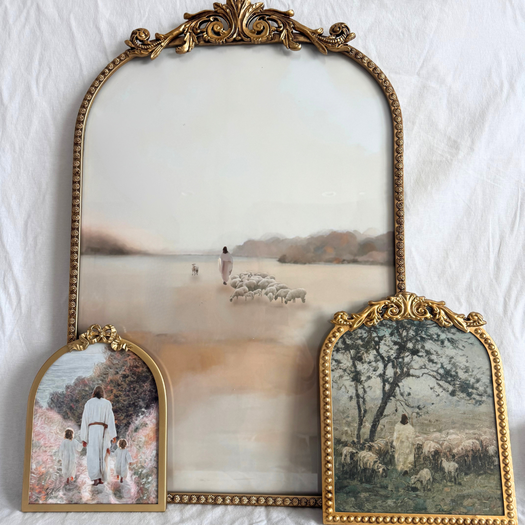 Vintage Gold Frame - XL 20x27