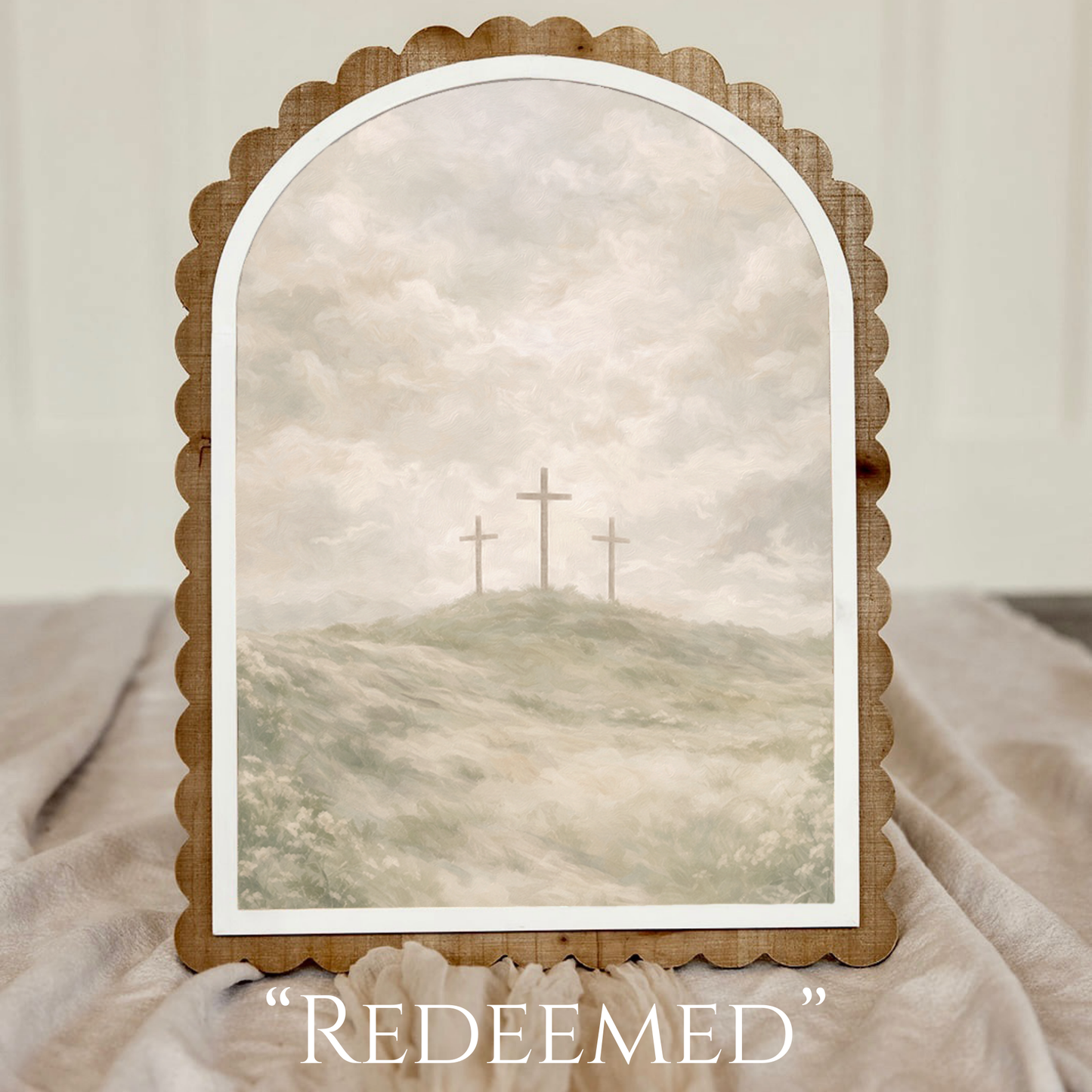 Scalloped Arch Wooden Frame - 10x14